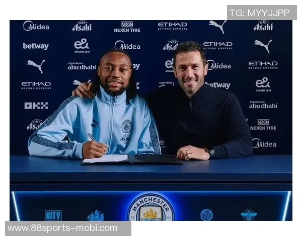 曼市双雄独占鳌头利物浦放弃引进塞梅尼奥的背后原因揭秘